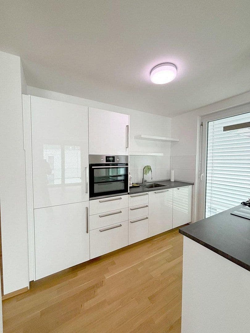 Predaj bytu 3-izbový 95 m², Baden-Baden, Bádensko-Wurttembersko Predaj bytu 3-izbový 95 m², Baden-Baden, Bádensko-Wurttembersko
