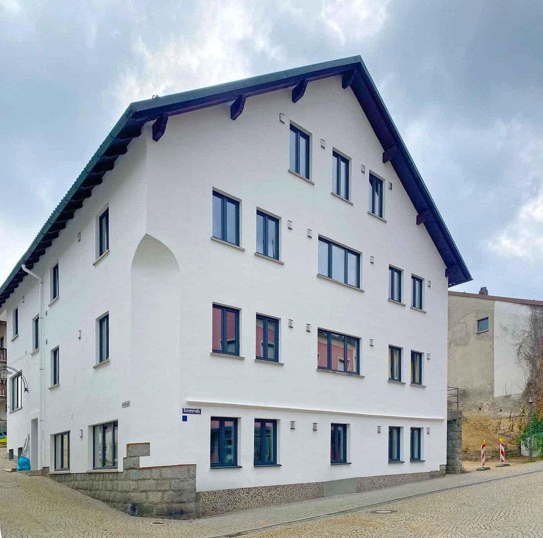 Prenájom bytu 3-izbový 142 m², Schulstraße 1, Ruhmannsfelden, Bavorsko Prenájom bytu 3-izbový 142 m², Schulstraße 1, Ruhmannsfelden, Bavorsko