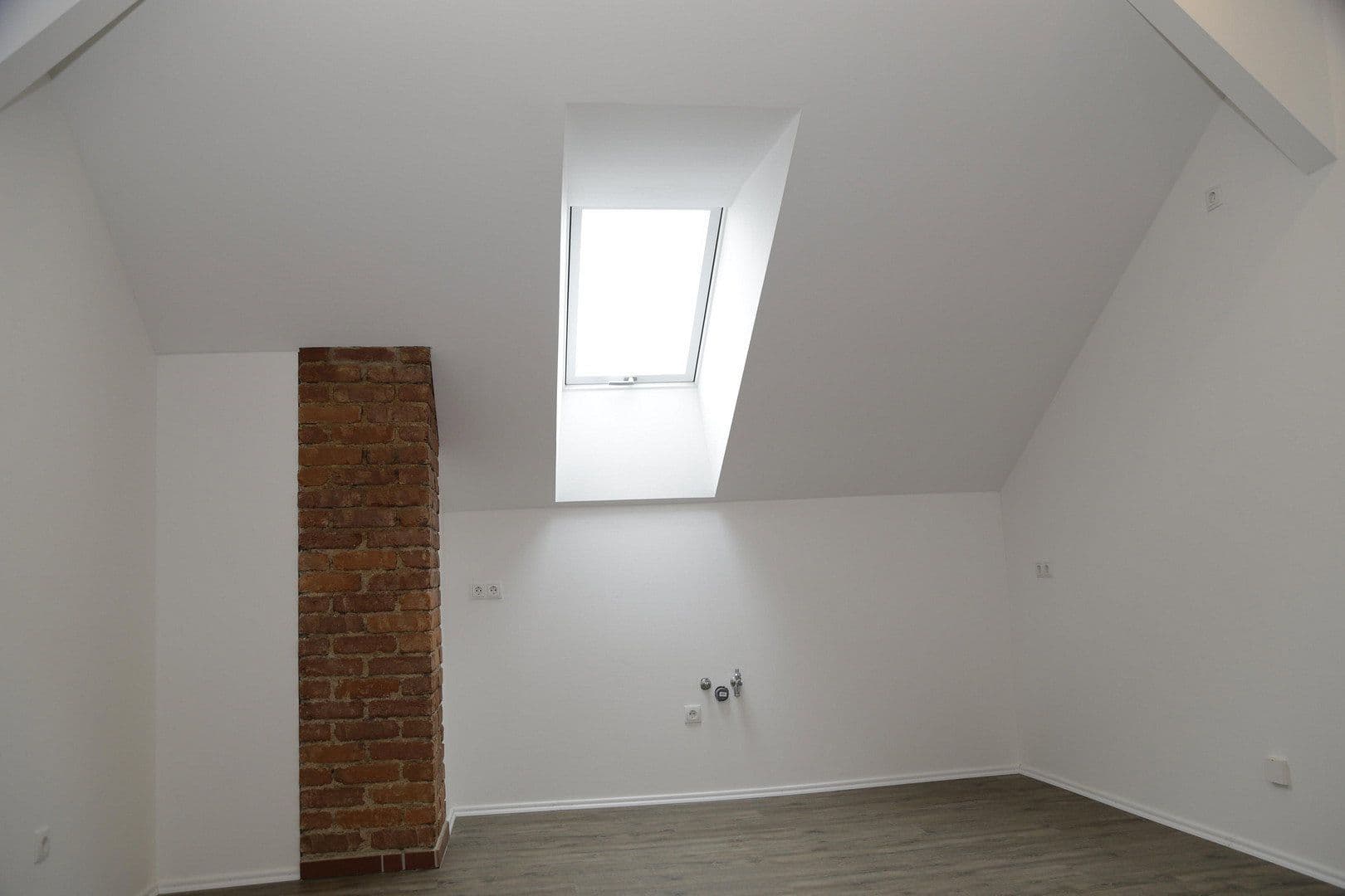 Prenájom bytu 3-izbový 142 m², Schulstraße 1, Ruhmannsfelden, Bavorsko Prenájom bytu 3-izbový 142 m², Schulstraße 1, Ruhmannsfelden, Bavorsko