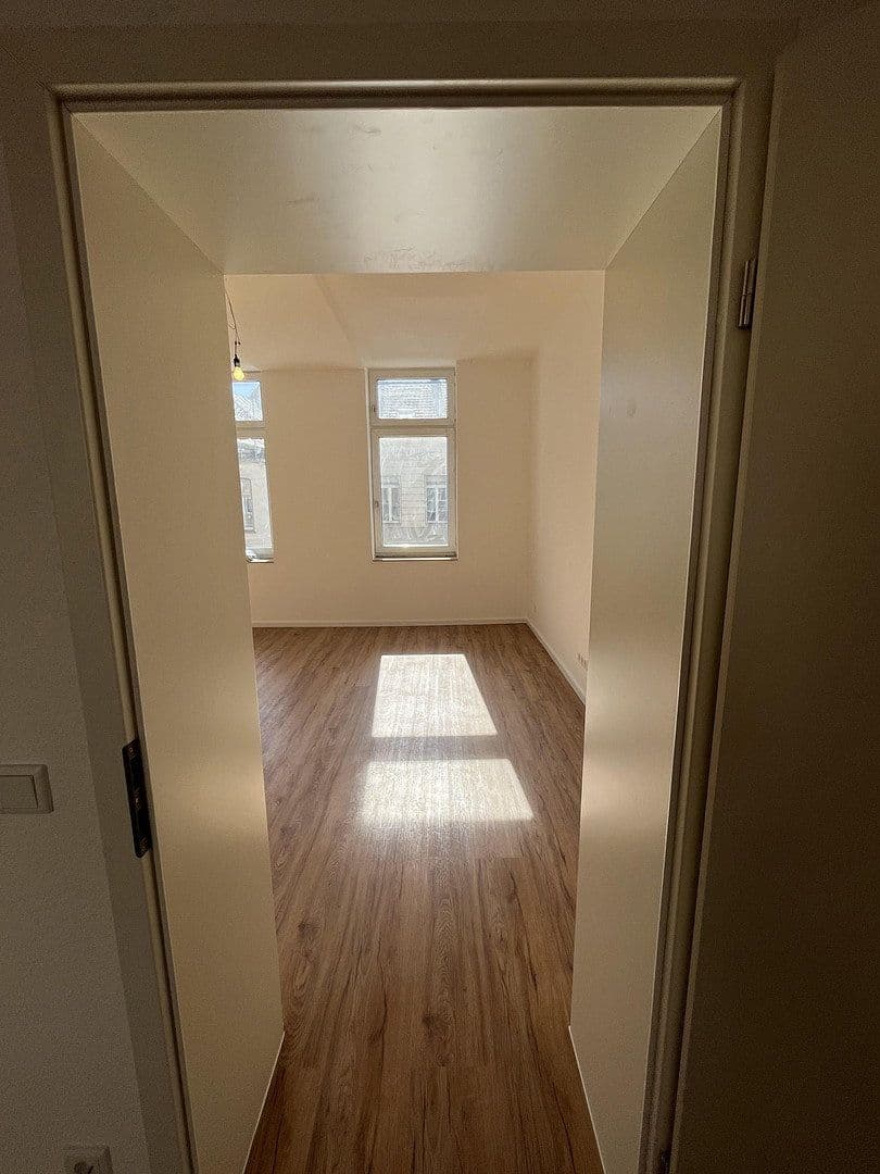 Prenájom bytu 2-izbový 50 m², Krefeld, Severné Porýnie - Westfálsko Prenájom bytu 2-izbový 50 m², Krefeld, Severné Porýnie - Westfálsko