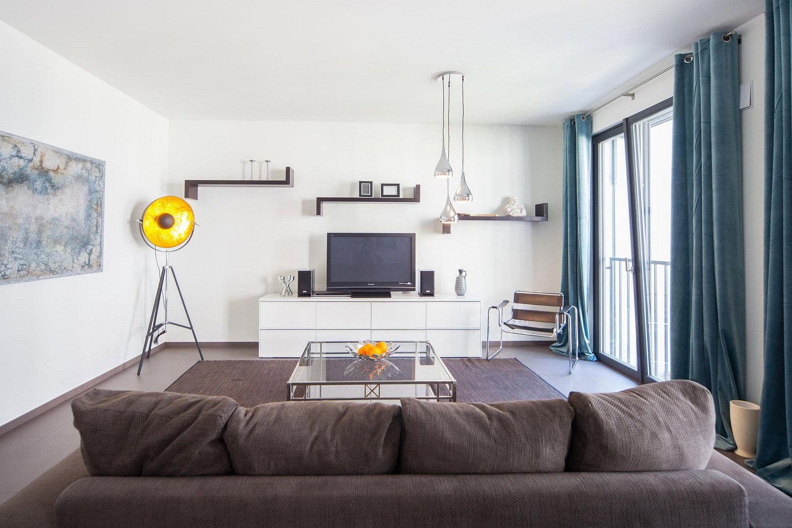 Prenájom bytu 3-izbový 108 m², Beuthstr. 14, Berlrin, Berlín Prenájom bytu 3-izbový 108 m², Beuthstr. 14, Berlrin, Berlín