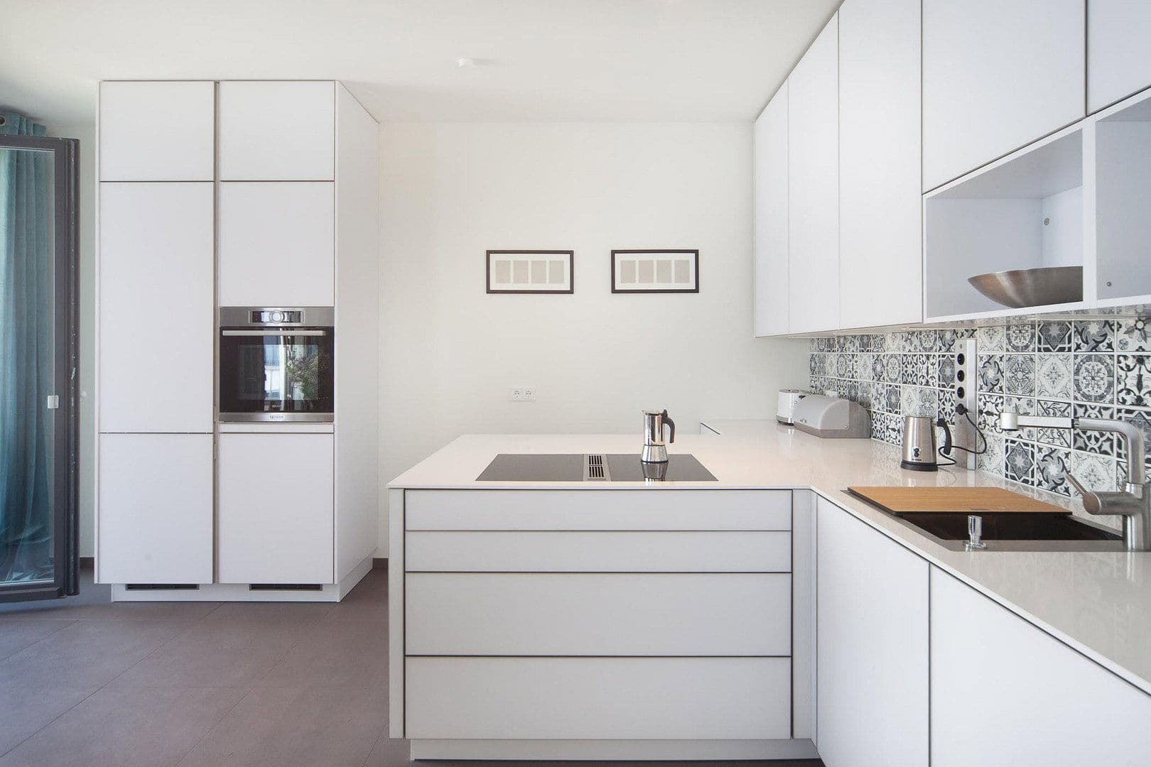 Prenájom bytu 3-izbový 108 m², Beuthstr. 14, Berlrin, Berlín Prenájom bytu 3-izbový 108 m², Beuthstr. 14, Berlrin, Berlín