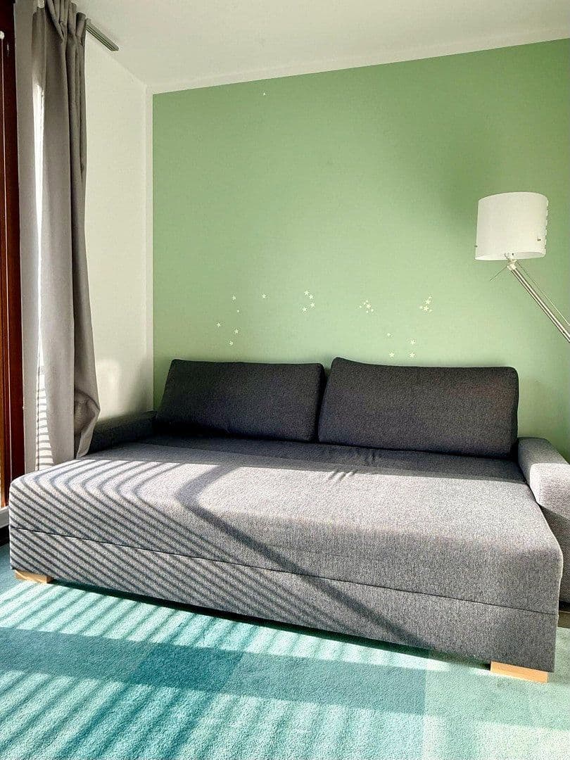 Prenájom bytu 3-izbový 85 m², Stuttgart, Bádensko-Wurttembersko Prenájom bytu 3-izbový 85 m², Stuttgart, Bádensko-Wurttembersko