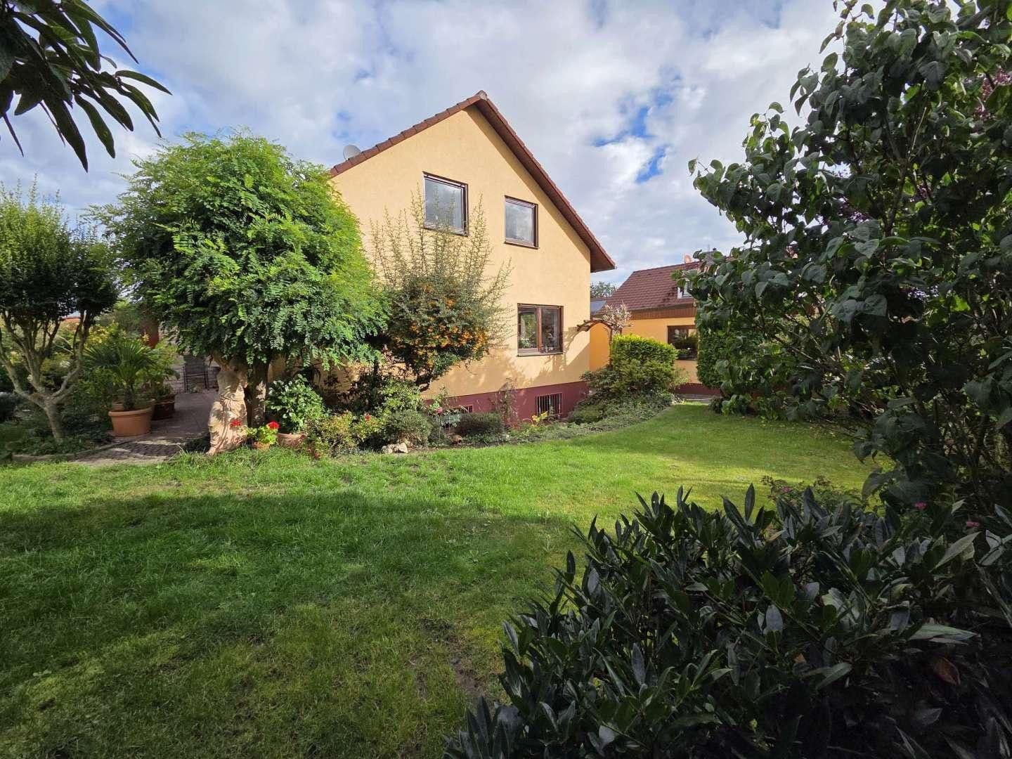 Predaj domu 129 m², pozemek 585 m², Fasanenweg 7, Pyrbaum, Bavorsko Predaj domu 129 m², pozemek 585 m², Fasanenweg 7, Pyrbaum, Bavorsko