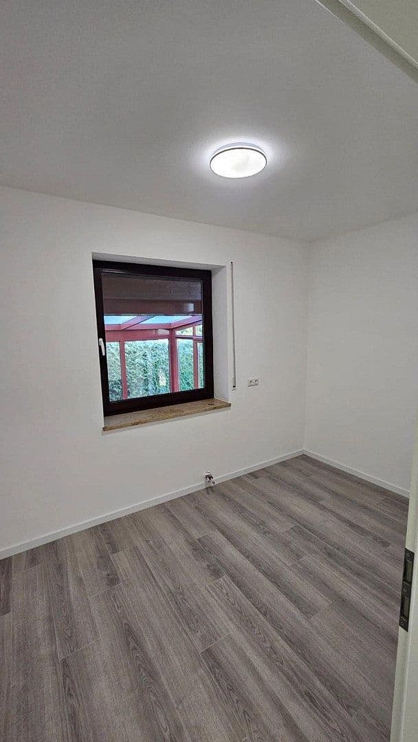 Predaj domu 129 m², pozemek 585 m², Fasanenweg 7, Pyrbaum, Bavorsko Predaj domu 129 m², pozemek 585 m², Fasanenweg 7, Pyrbaum, Bavorsko