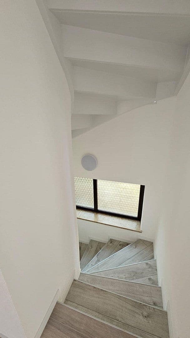 Predaj domu 129 m², pozemek 585 m², Fasanenweg 7, Pyrbaum, Bavorsko Predaj domu 129 m², pozemek 585 m², Fasanenweg 7, Pyrbaum, Bavorsko