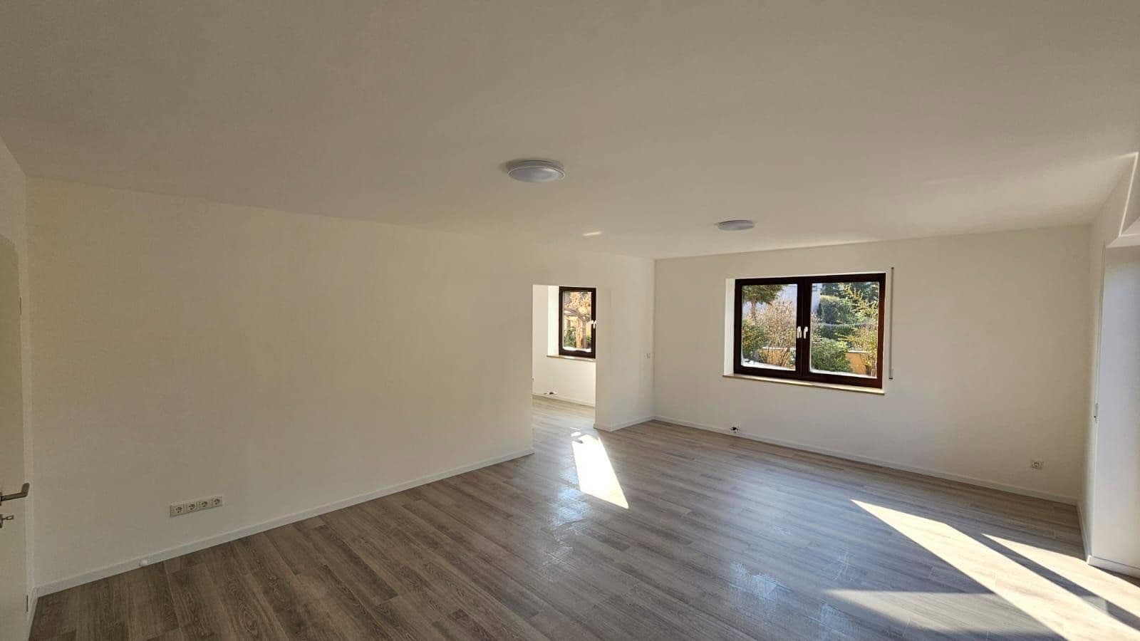 Predaj domu 129 m², pozemek 585 m², Fasanenweg 7, Pyrbaum, Bavorsko Predaj domu 129 m², pozemek 585 m², Fasanenweg 7, Pyrbaum, Bavorsko