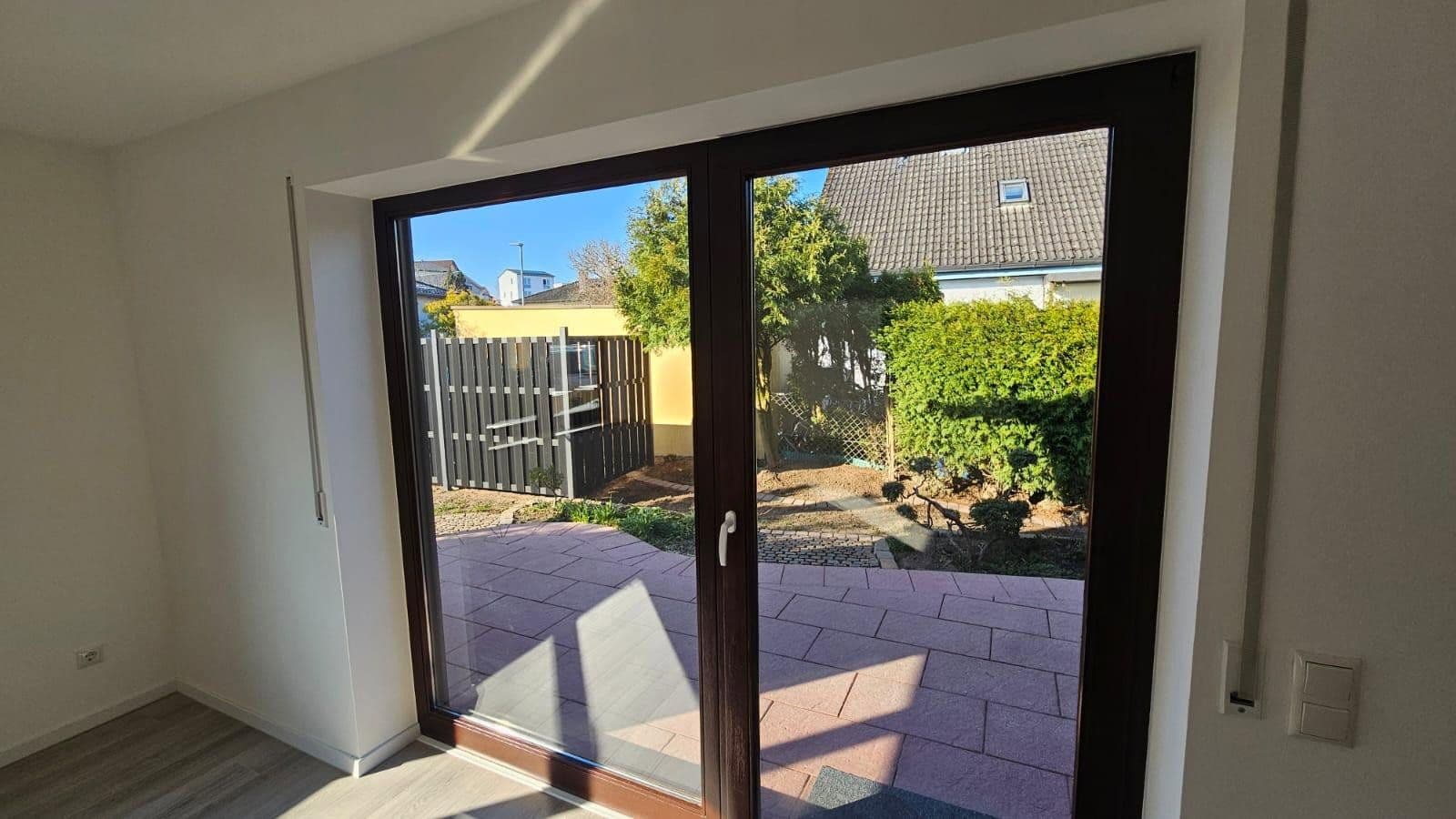 Predaj domu 129 m², pozemek 585 m², Fasanenweg 7, Pyrbaum, Bavorsko Predaj domu 129 m², pozemek 585 m², Fasanenweg 7, Pyrbaum, Bavorsko