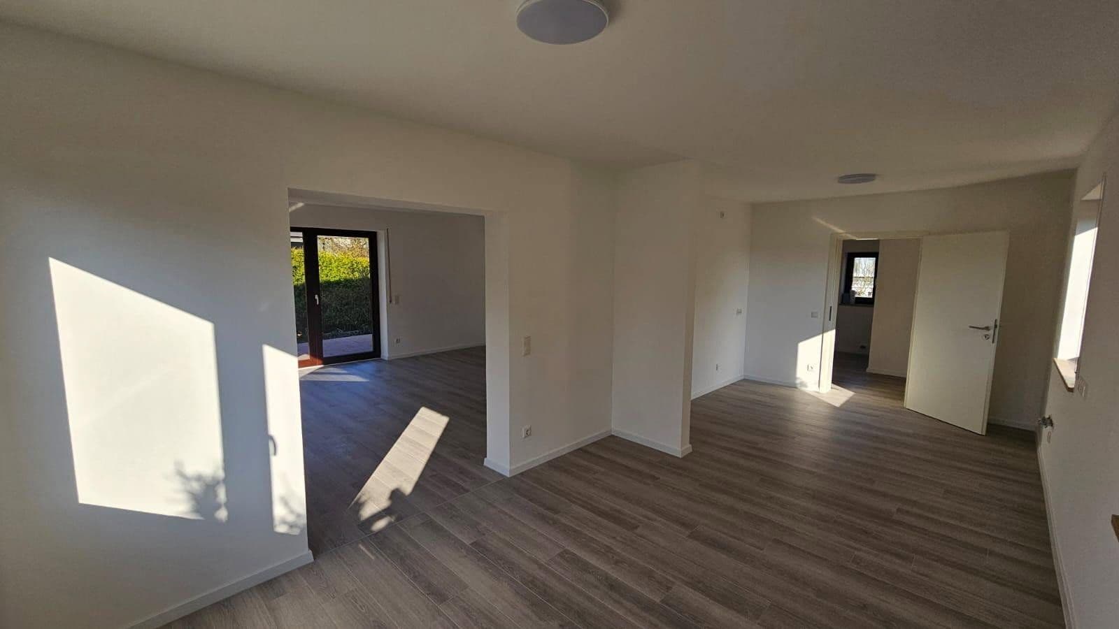 Predaj domu 129 m², pozemek 585 m², Fasanenweg 7, Pyrbaum, Bavorsko Predaj domu 129 m², pozemek 585 m², Fasanenweg 7, Pyrbaum, Bavorsko