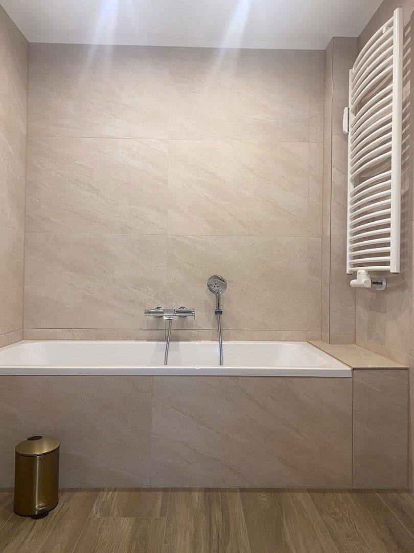 Predaj bytu 3-izbový 85 m², Wolfsburg, Dolné Sasko Predaj bytu 3-izbový 85 m², Wolfsburg, Dolné Sasko