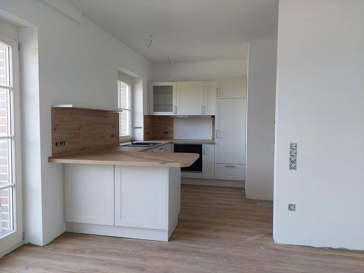 Prenájom bytu 3-izbový 82 m², Molkereistr. 13, Jemgum, Dolné Sasko Prenájom bytu 3-izbový 82 m², Molkereistr. 13, Jemgum, Dolné Sasko