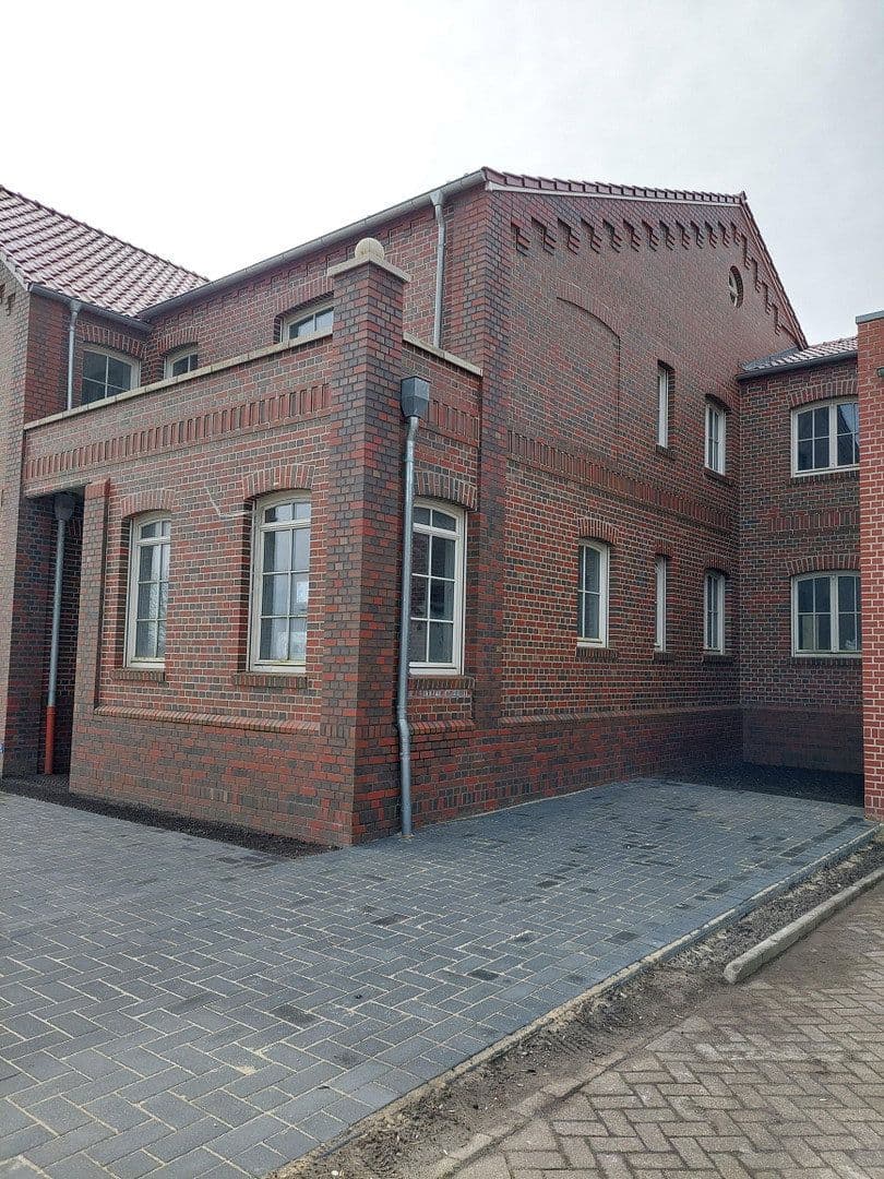 Prenájom bytu 3-izbový 82 m², Molkereistr. 13, Jemgum, Dolné Sasko Prenájom bytu 3-izbový 82 m², Molkereistr. 13, Jemgum, Dolné Sasko