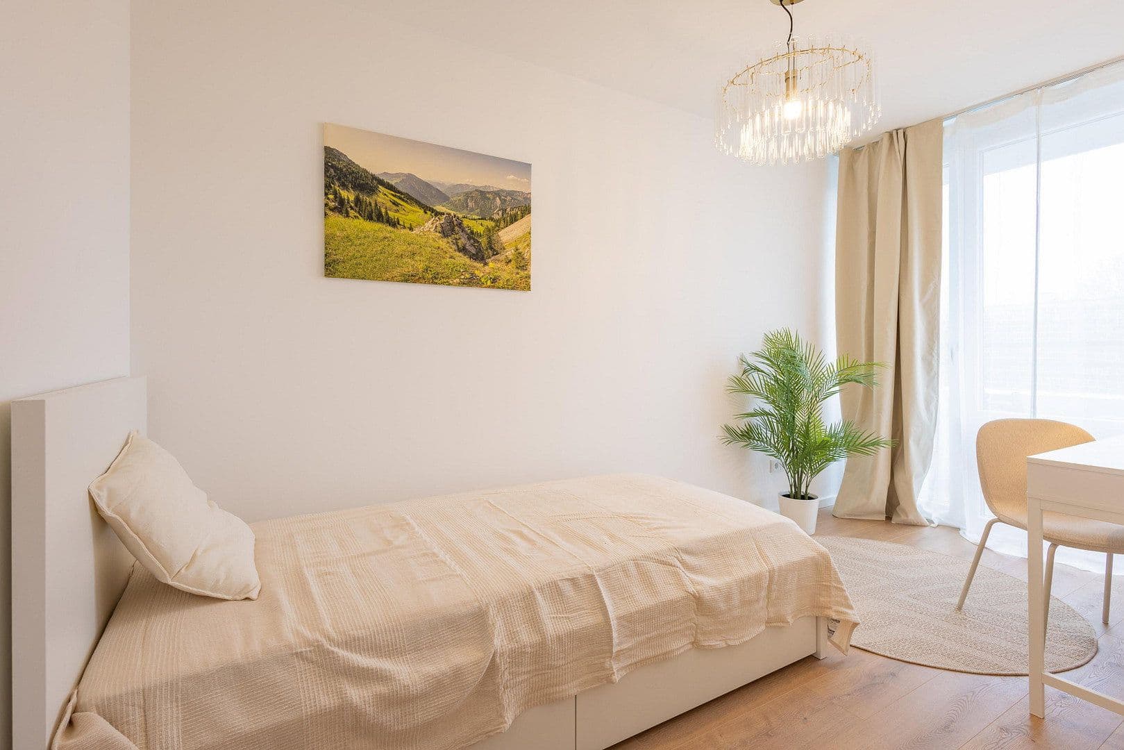 Prenájom bytu 60 m², Freischützstr. 110, München, Bavorsko Prenájom bytu 60 m², Freischützstr. 110, München, Bavorsko