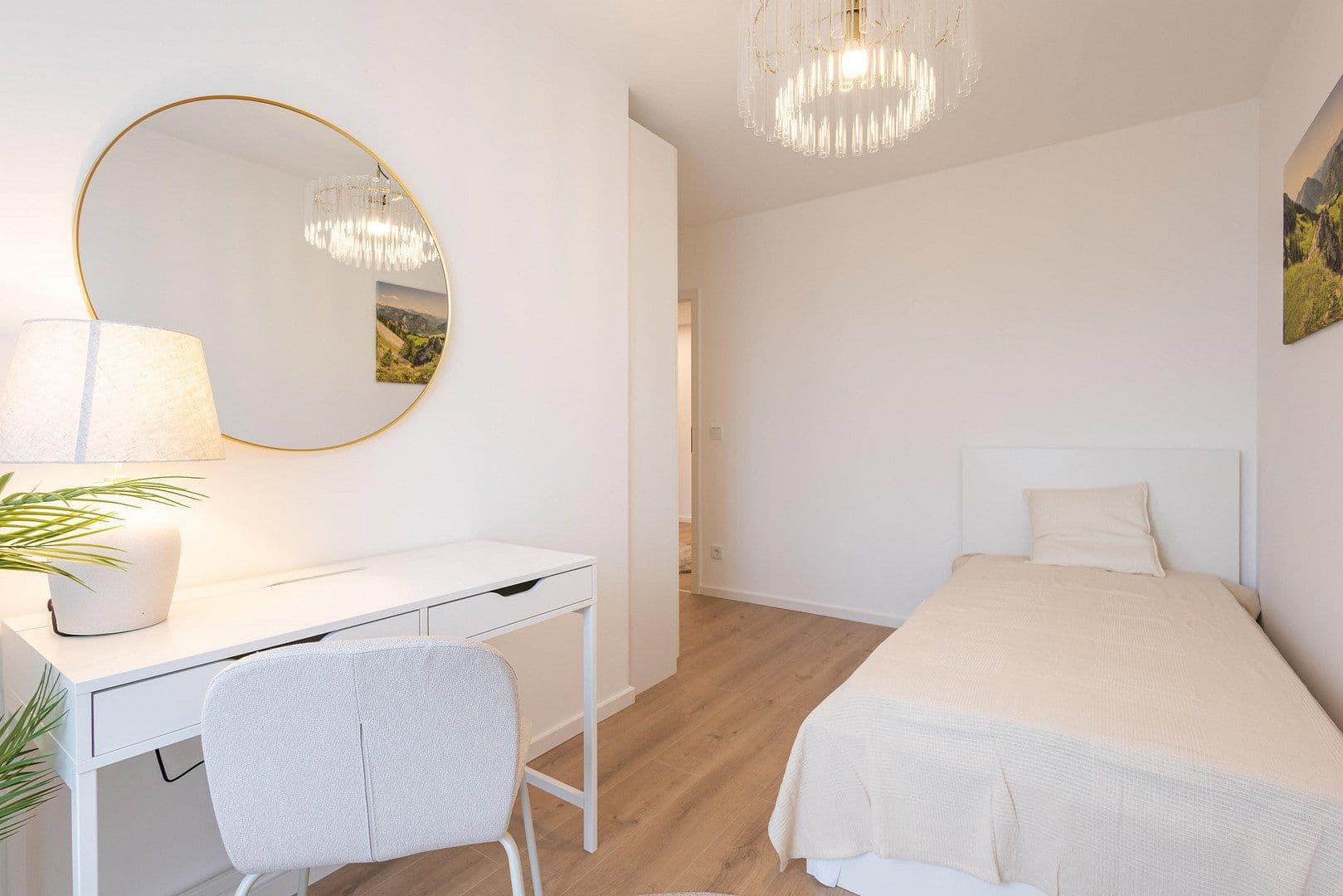 Prenájom bytu 60 m², Freischützstr. 110, München, Bavorsko Prenájom bytu 60 m², Freischützstr. 110, München, Bavorsko