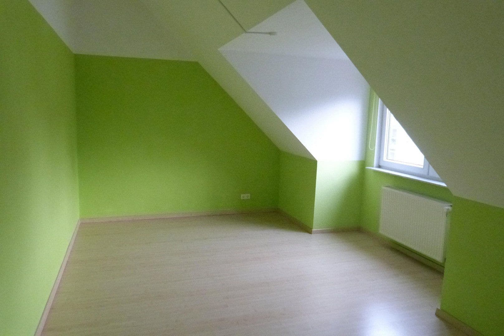 Predaj bytu 4-izbový 110 m², Am Sportplatz 2, Hoppegarten, Brandenbursko Predaj bytu 4-izbový 110 m², Am Sportplatz 2, Hoppegarten, Brandenbursko