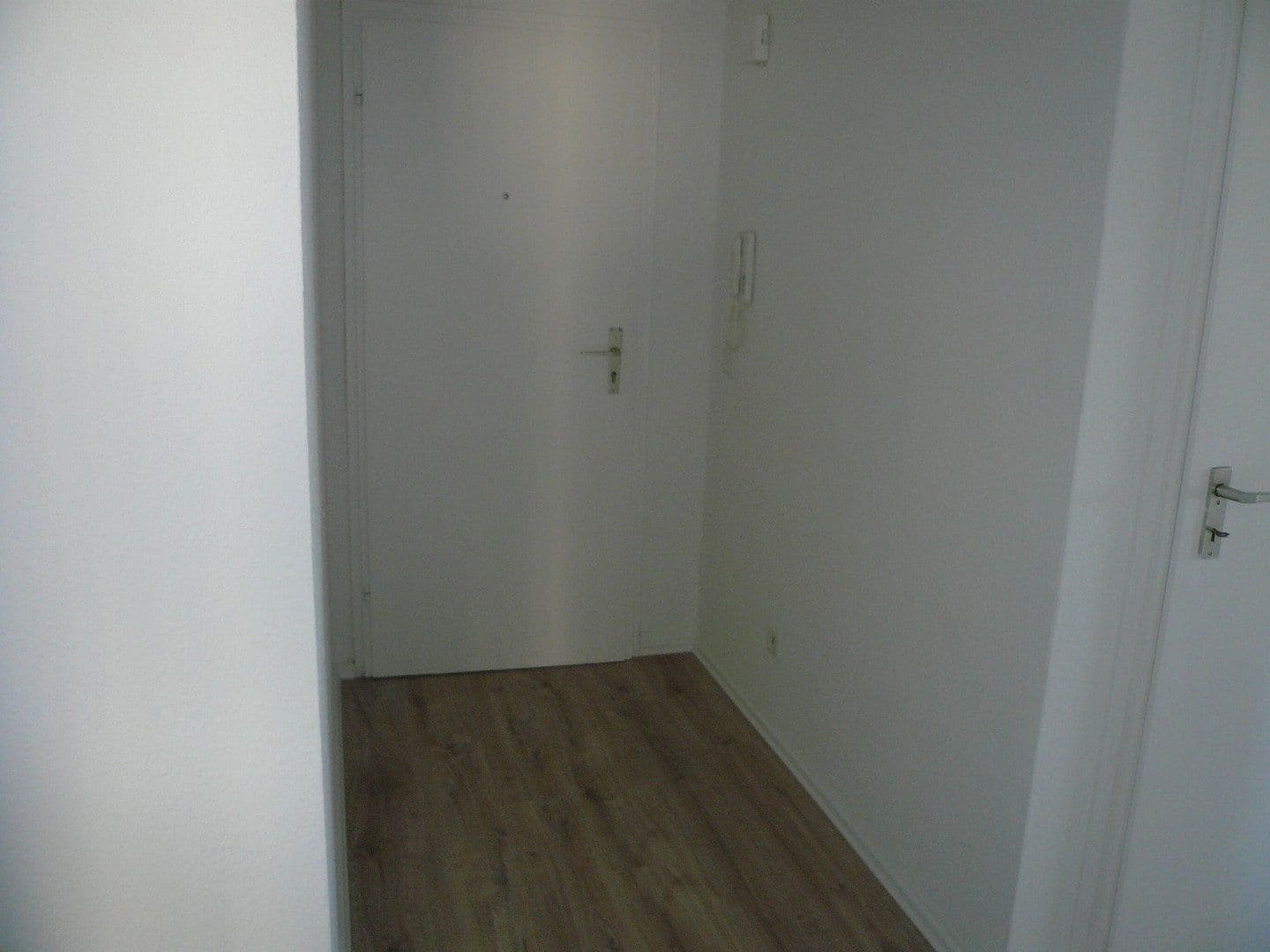 Prenájom bytu 3-izbový 73 m², Heiligenhaus, Severné Porýnie - Westfálsko Prenájom bytu 3-izbový 73 m², Heiligenhaus, Severné Porýnie - Westfálsko