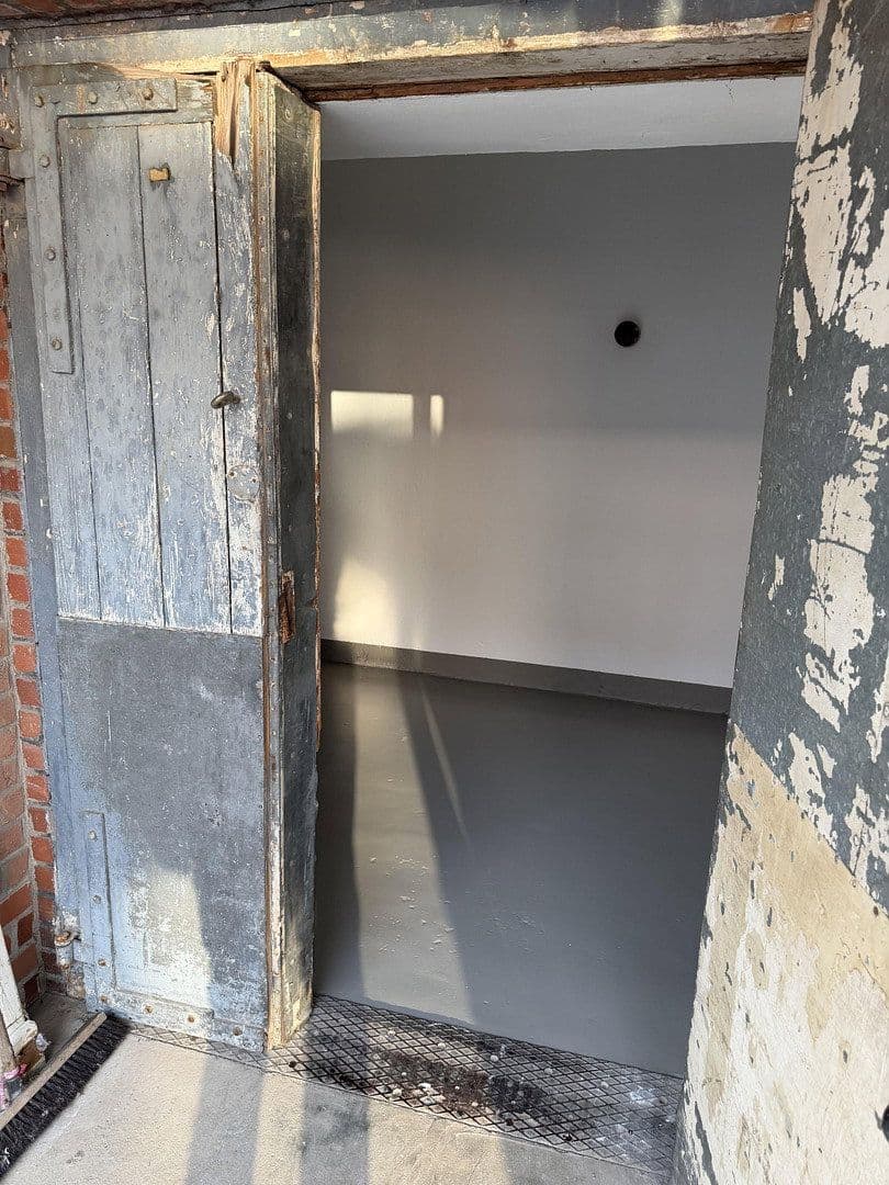 Prenájom nebytového priestoru 90 m², Düsseldorf, Severné Porýnie - Westfálsko Prenájom nebytového priestoru 90 m², Düsseldorf, Severné Porýnie - Westfálsko