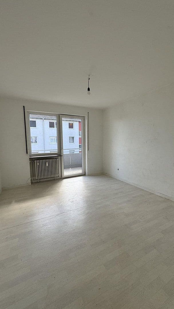 Prenájom bytu 3-izbový 73 m², Bürgermeister-Diehl-Str. 27, Eisenberg (Pfalz), Porýnie-Falcko Prenájom bytu 3-izbový 73 m², Bürgermeister-Diehl-Str. 27, Eisenberg (Pfalz), Porýnie-Falcko