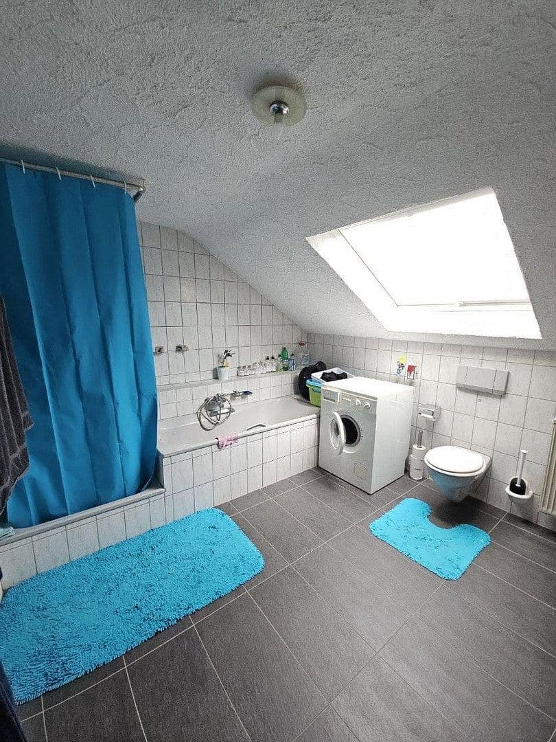 Prenájom bytu 3-izbový 91 m², Villingen-Schwenningen, Bádensko-Wurttembersko Prenájom bytu 3-izbový 91 m², Villingen-Schwenningen, Bádensko-Wurttembersko