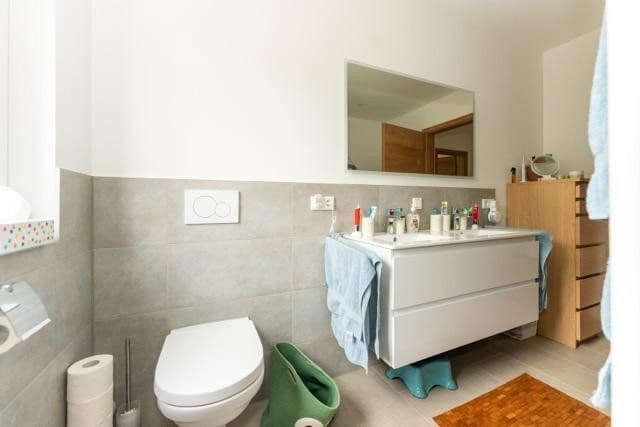 Predaj domu 145 m², pozemek 267 m², Schloßstraße 20a, Odelzhausen, Bavorsko Predaj domu 145 m², pozemek 267 m², Schloßstraße 20a, Odelzhausen, Bavorsko