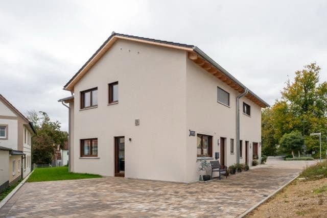 Predaj domu 145 m², pozemek 267 m², Schloßstraße 20a, Odelzhausen, Bavorsko Predaj domu 145 m², pozemek 267 m², Schloßstraße 20a, Odelzhausen, Bavorsko