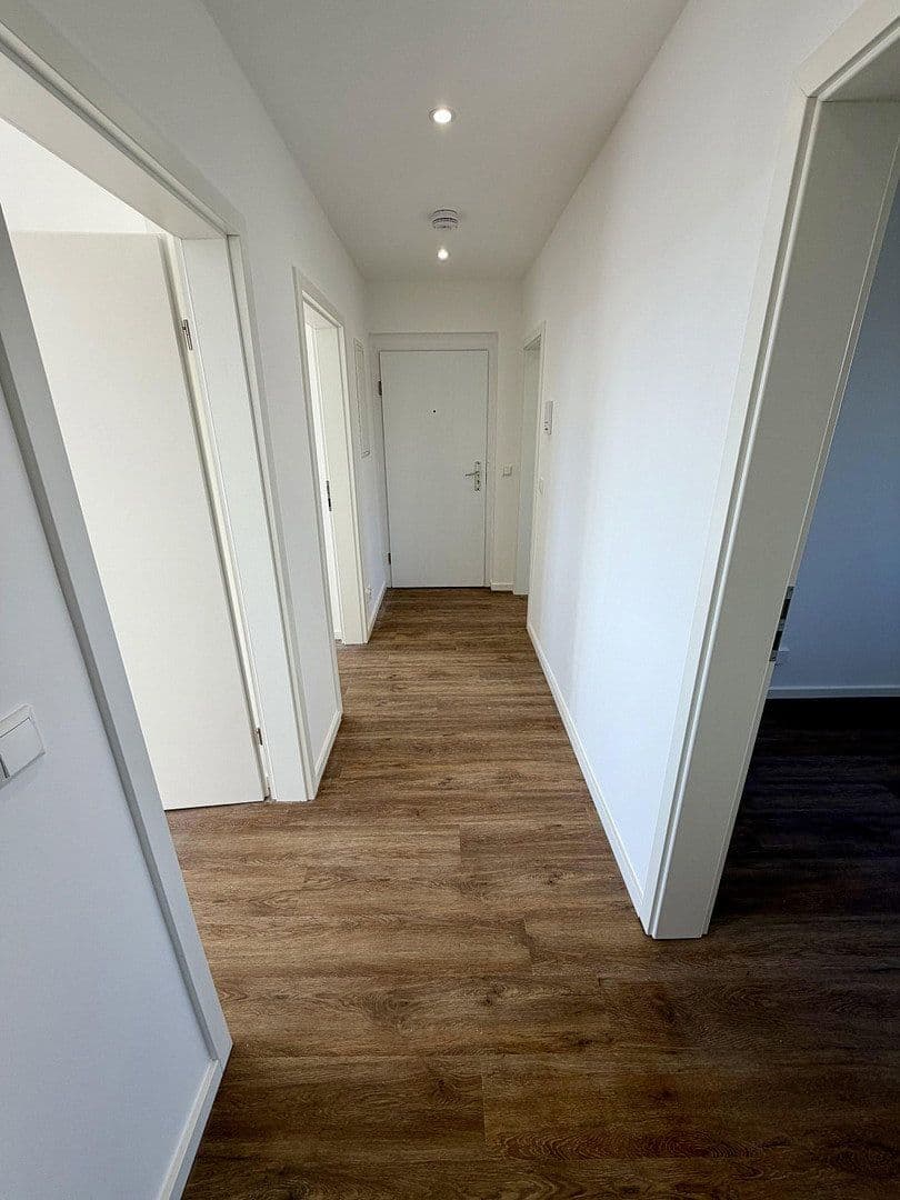 Prenájom bytu 3-izbový 60 m², Birkenstraße 1, Groß Kreutz (Havel), Brandenbursko Prenájom bytu 3-izbový 60 m², Birkenstraße 1, Groß Kreutz (Havel), Brandenbursko