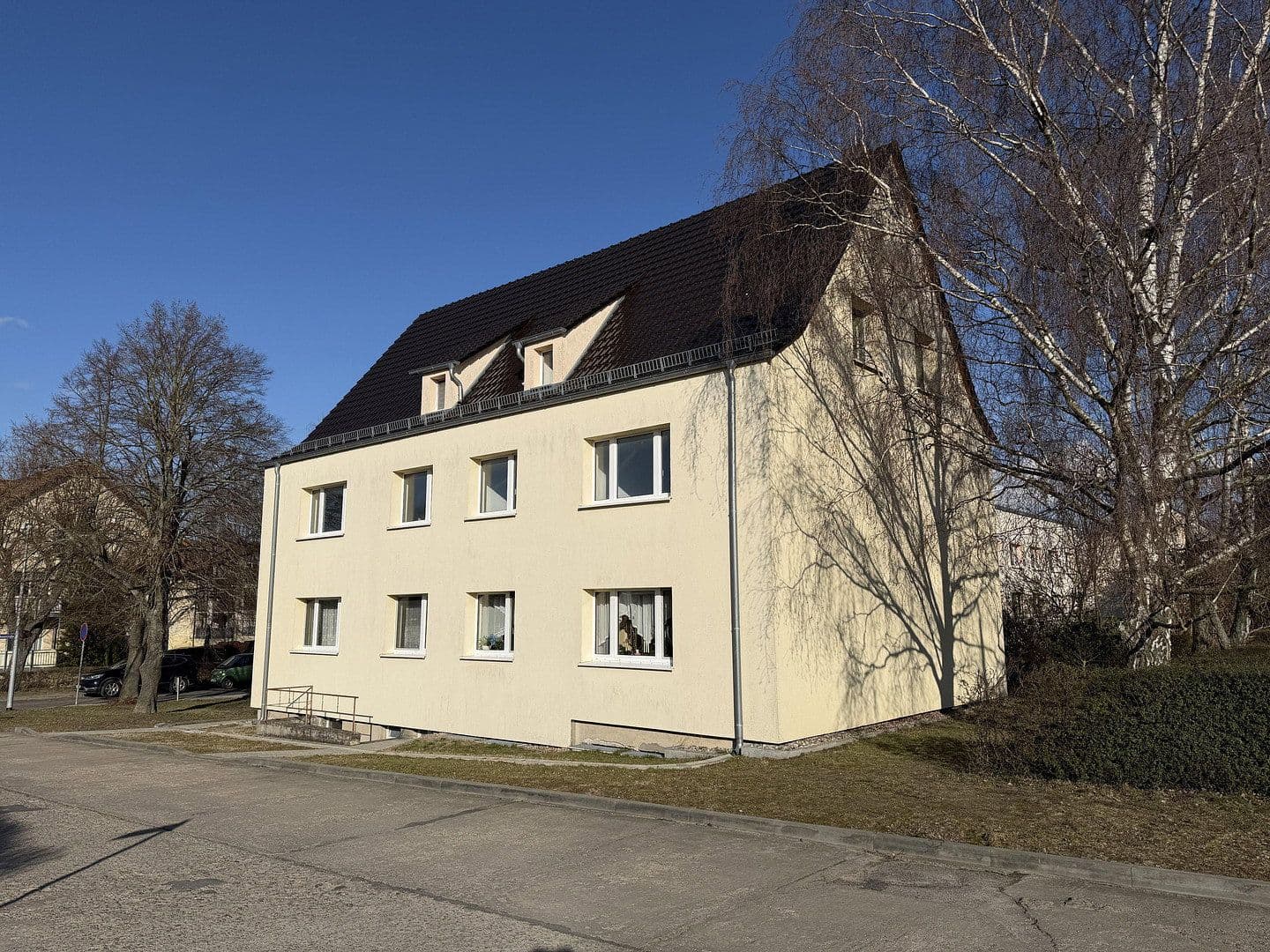 Prenájom bytu 3-izbový 60 m², Birkenstraße 1, Groß Kreutz (Havel), Brandenbursko Prenájom bytu 3-izbový 60 m², Birkenstraße 1, Groß Kreutz (Havel), Brandenbursko