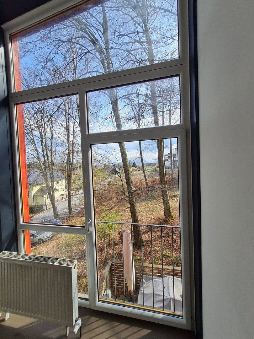 Prenájom bytu 2-izbový 57 m², Bürmoos, Salzbursko Prenájom bytu 2-izbový 57 m², Bürmoos, Salzbursko