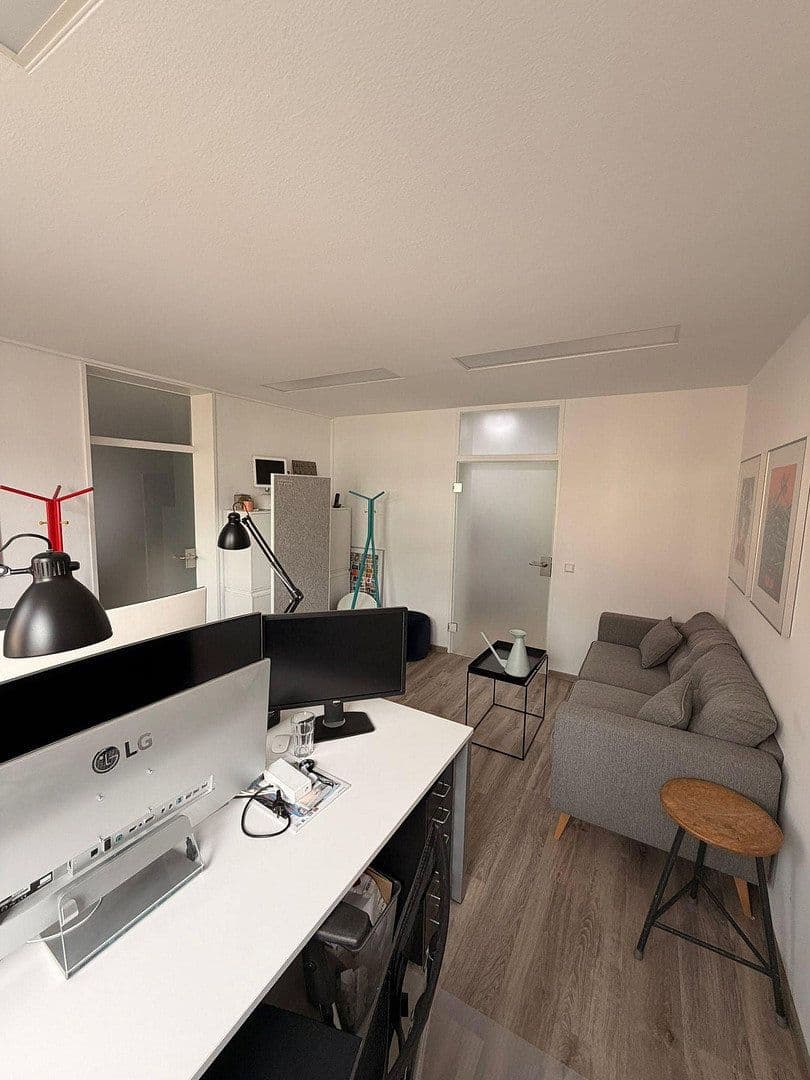 Prenájom kancelárie 209 m², Hannover, Dolné Sasko Prenájom kancelárie 209 m², Hannover, Dolné Sasko