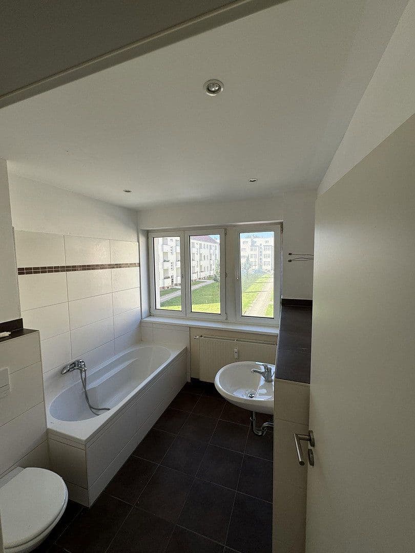 Predaj bytu 7-izbový 160 m², Am Polderdeich 11, Magdeburg, Sasko-Anhaltsko Predaj bytu 7-izbový 160 m², Am Polderdeich 11, Magdeburg, Sasko-Anhaltsko