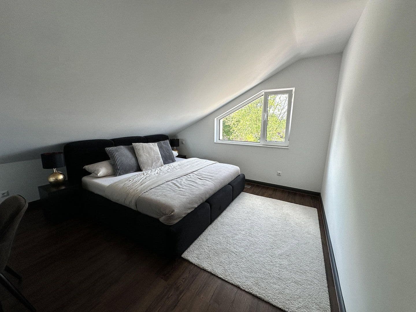 Predaj domu 305 m², pozemek 568 m², Geesthacht, Šlezvicko-Holštajnsko Predaj domu 305 m², pozemek 568 m², Geesthacht, Šlezvicko-Holštajnsko