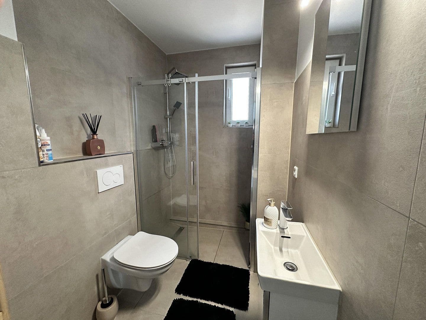 Predaj domu 305 m², pozemek 568 m², Geesthacht, Šlezvicko-Holštajnsko Predaj domu 305 m², pozemek 568 m², Geesthacht, Šlezvicko-Holštajnsko