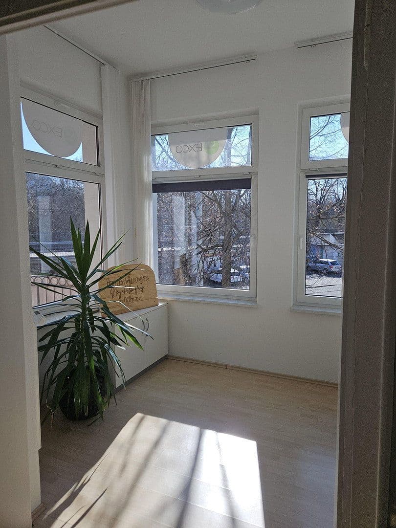 Prenájom kancelárie 84 m², Neugasse 21, Jena, Durínsko Prenájom kancelárie 84 m², Neugasse 21, Jena, Durínsko