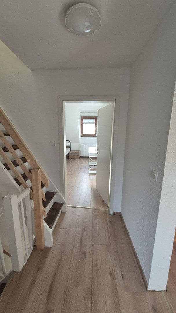 Predaj domu 155 m², pozemek 168 m², Gesellstr. 45, Pforzheim, Bádensko-Wurttembersko Predaj domu 155 m², pozemek 168 m², Gesellstr. 45, Pforzheim, Bádensko-Wurttembersko