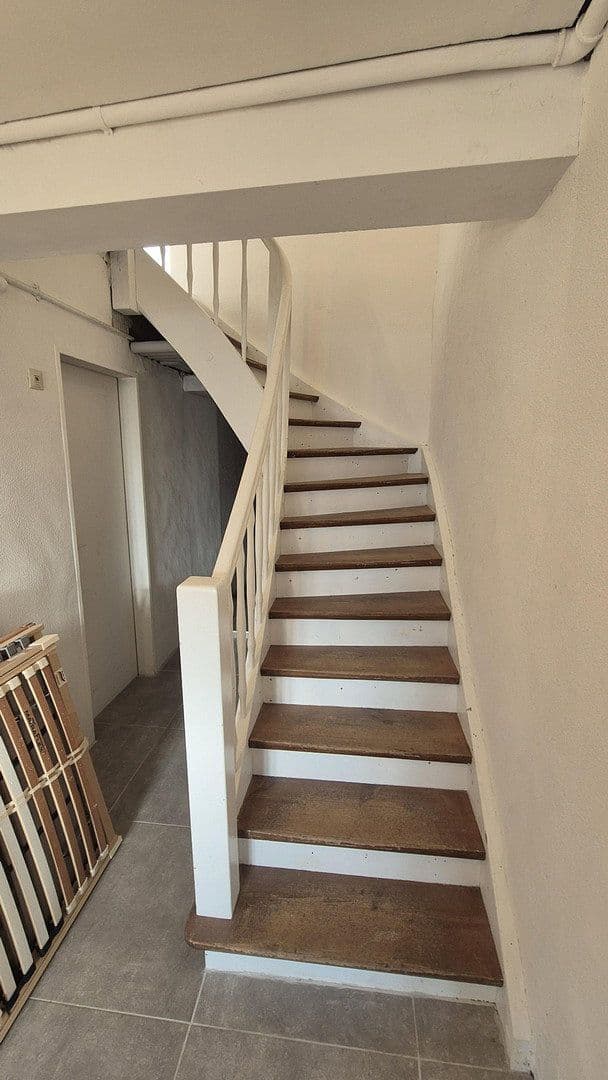 Predaj domu 155 m², pozemek 168 m², Gesellstr. 45, Pforzheim, Bádensko-Wurttembersko Predaj domu 155 m², pozemek 168 m², Gesellstr. 45, Pforzheim, Bádensko-Wurttembersko