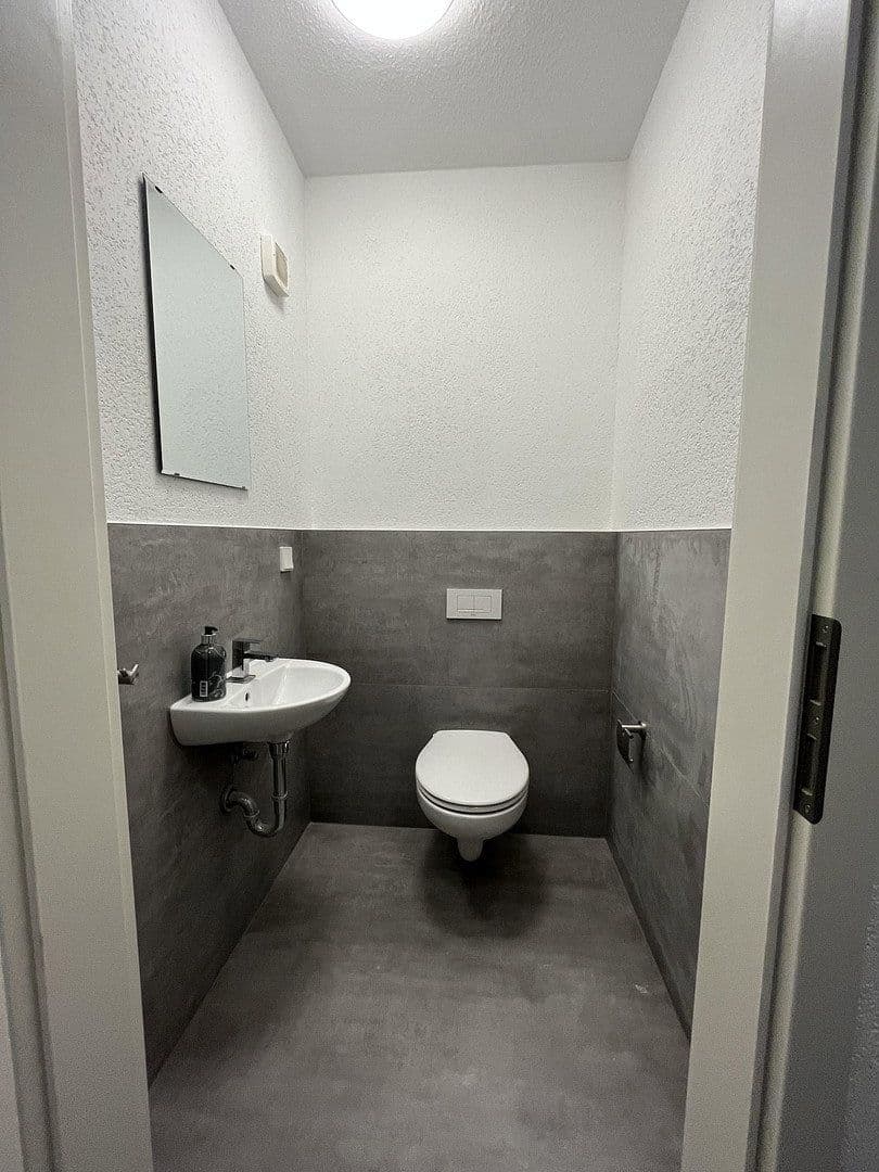 Prenájom bytu 4-izbový 102 m², Hakenstraße 11, Dortmund, Severné Porýnie - Westfálsko Prenájom bytu 4-izbový 102 m², Hakenstraße 11, Dortmund, Severné Porýnie - Westfálsko