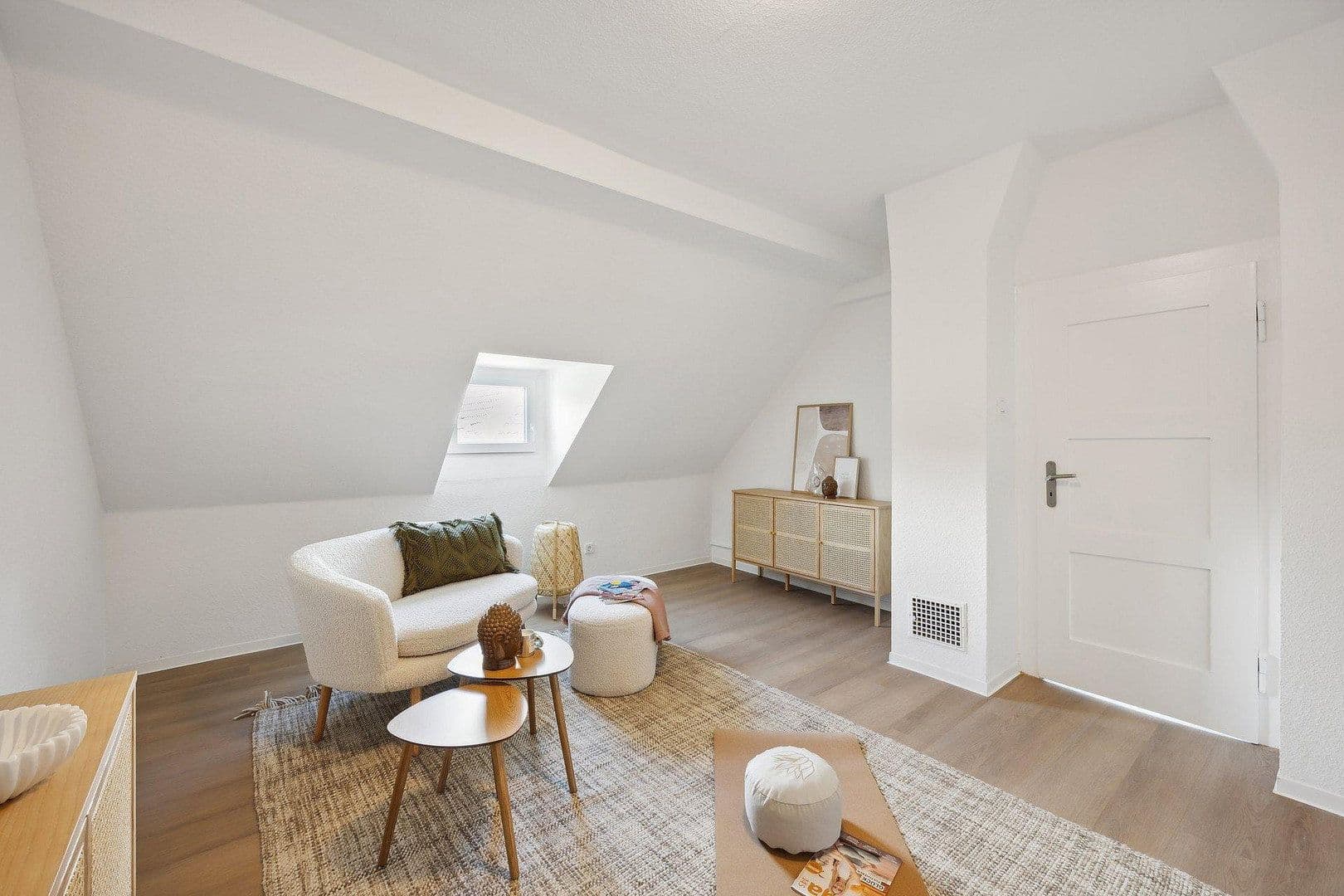 Predaj domu 138 m², pozemek 428 m², Herlesweiden 4, Bad Kreuznach, Porýnie-Falcko Predaj domu 138 m², pozemek 428 m², Herlesweiden 4, Bad Kreuznach, Porýnie-Falcko