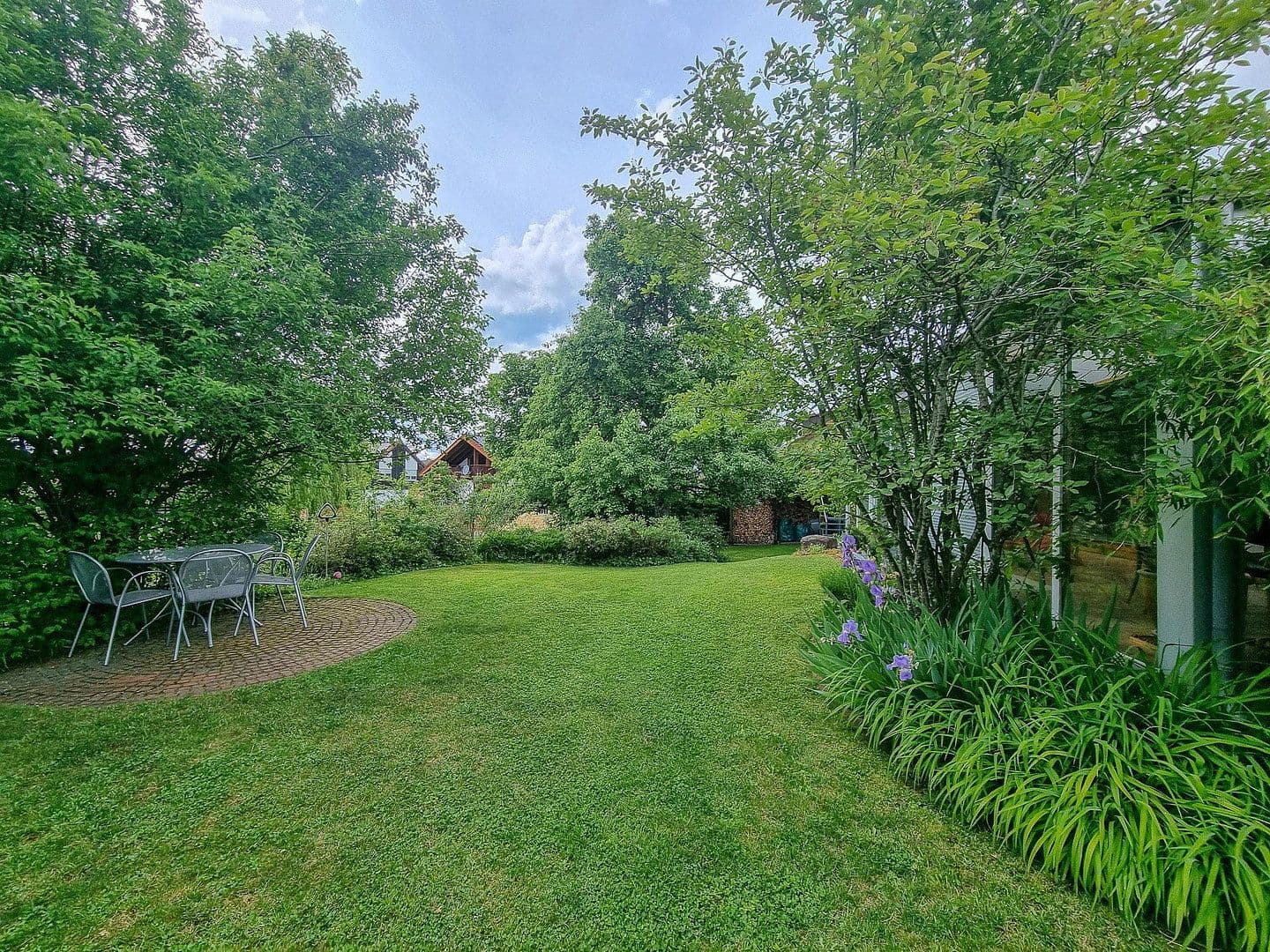 Predaj domu 215 m², pozemek 697 m², Böhmenkirch, Bádensko-Wurttembersko Predaj domu 215 m², pozemek 697 m², Böhmenkirch, Bádensko-Wurttembersko