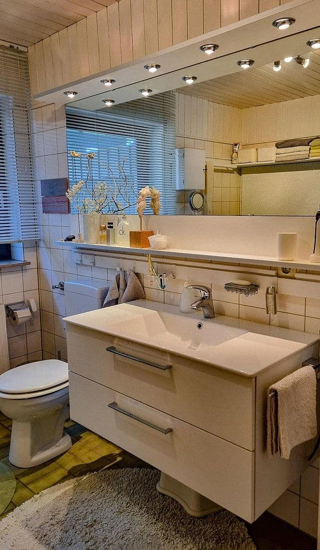 Predaj domu 215 m², pozemek 697 m², Böhmenkirch, Bádensko-Wurttembersko Predaj domu 215 m², pozemek 697 m², Böhmenkirch, Bádensko-Wurttembersko