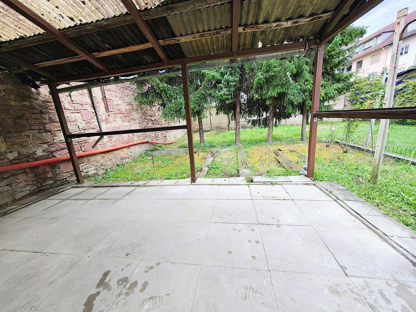 Prenájom bytu 3-izbový 88 m², Karlsruhe, Bádensko-Wurttembersko Prenájom bytu 3-izbový 88 m², Karlsruhe, Bádensko-Wurttembersko