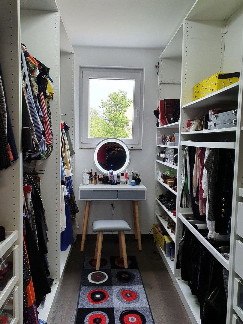 Prenájom domu 180 m², pozemek 180 m², Poppenreuther straße, Fürth, Bavorsko Prenájom domu 180 m², pozemek 180 m², Poppenreuther straße, Fürth, Bavorsko