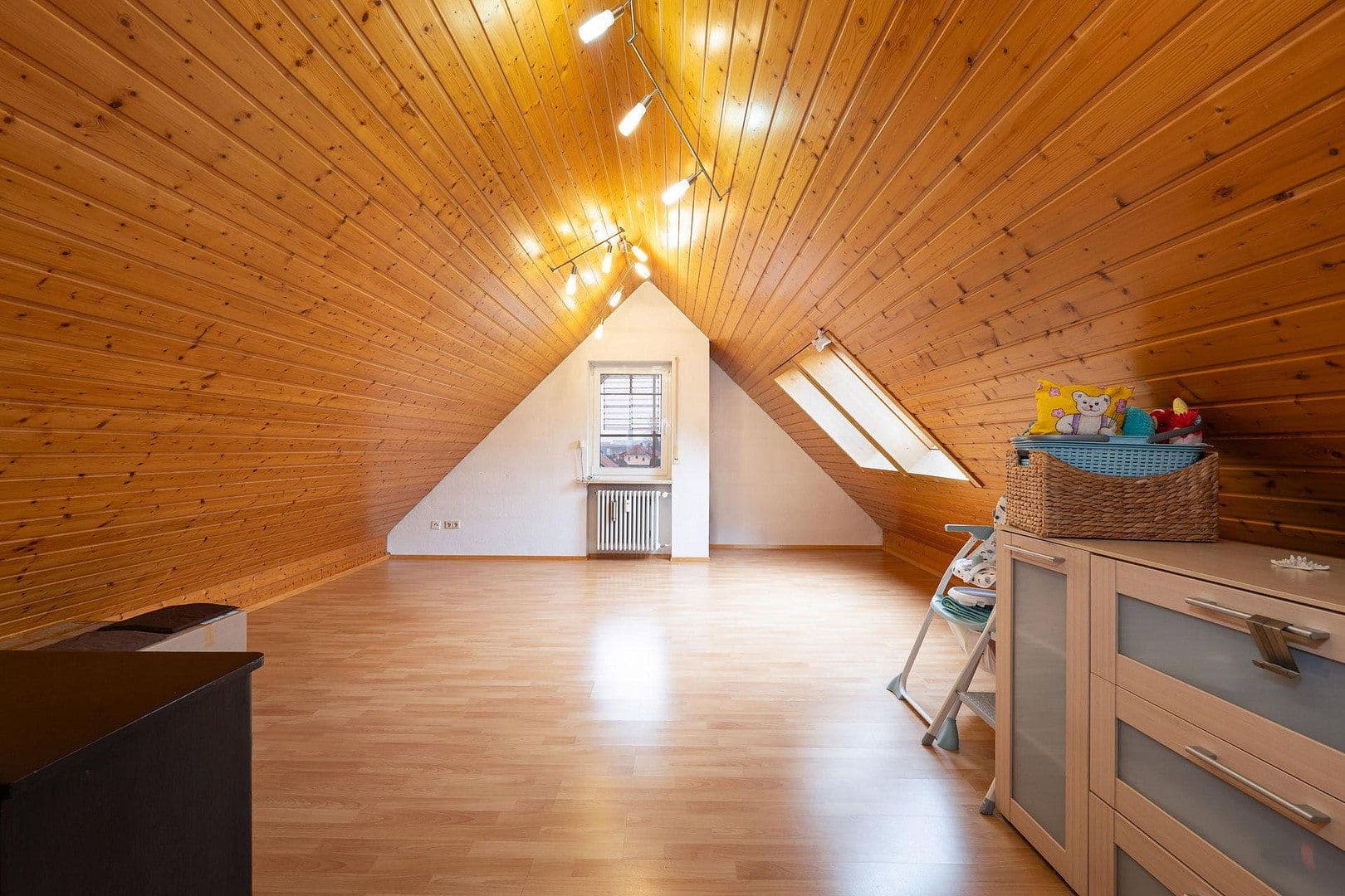 Predaj bytu 5-izbový 120 m², Mezgerwaidring 54, Radolfzell am Bodensee, Bádensko-Wurttembersko Predaj bytu 5-izbový 120 m², Mezgerwaidring 54, Radolfzell am Bodensee, Bádensko-Wurttembersko