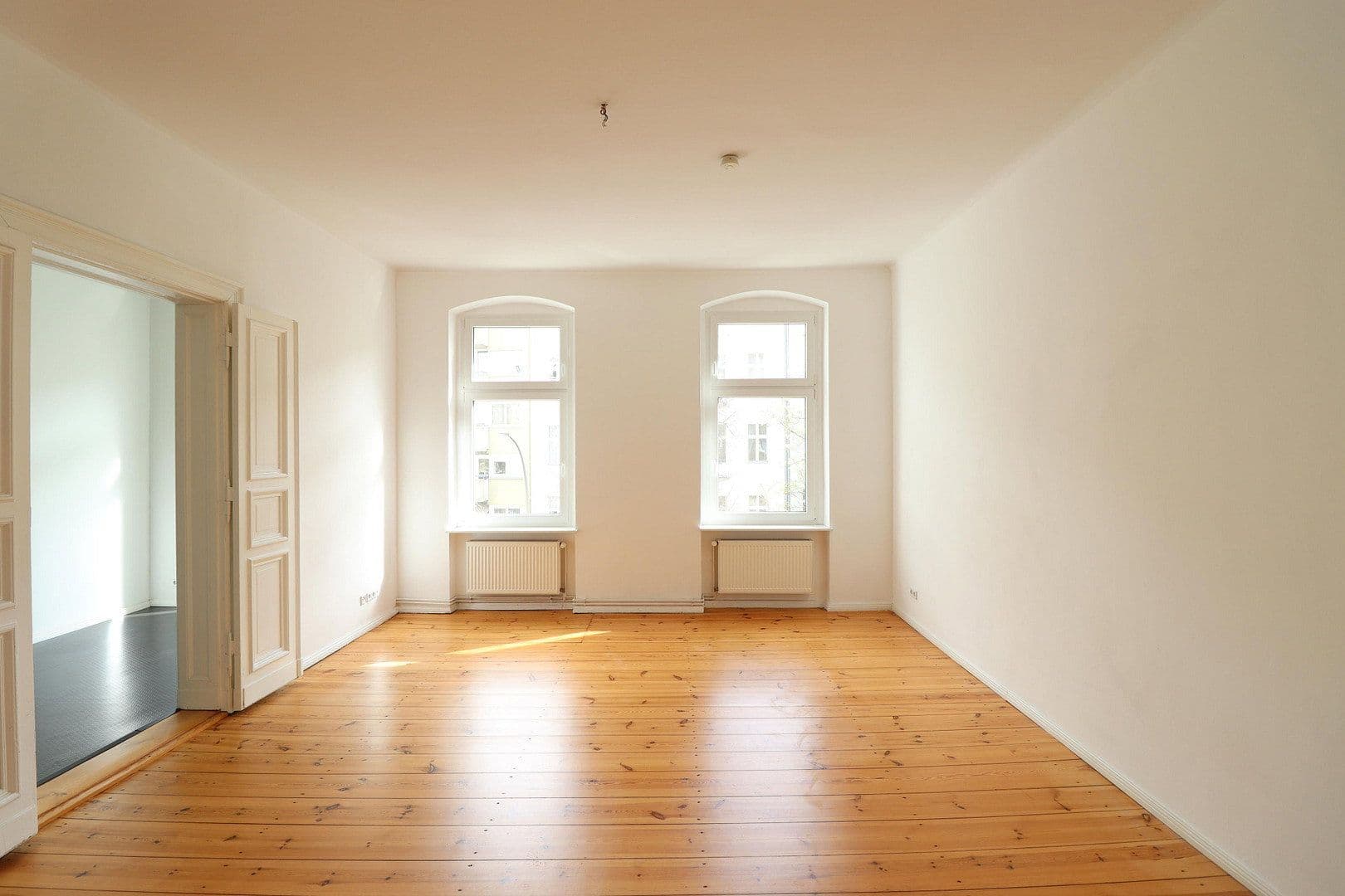 Prenájom bytu 2-izbový 80 m², Beusselstraße 00, Berlin, Berlín Prenájom bytu 2-izbový 80 m², Beusselstraße 00, Berlin, Berlín