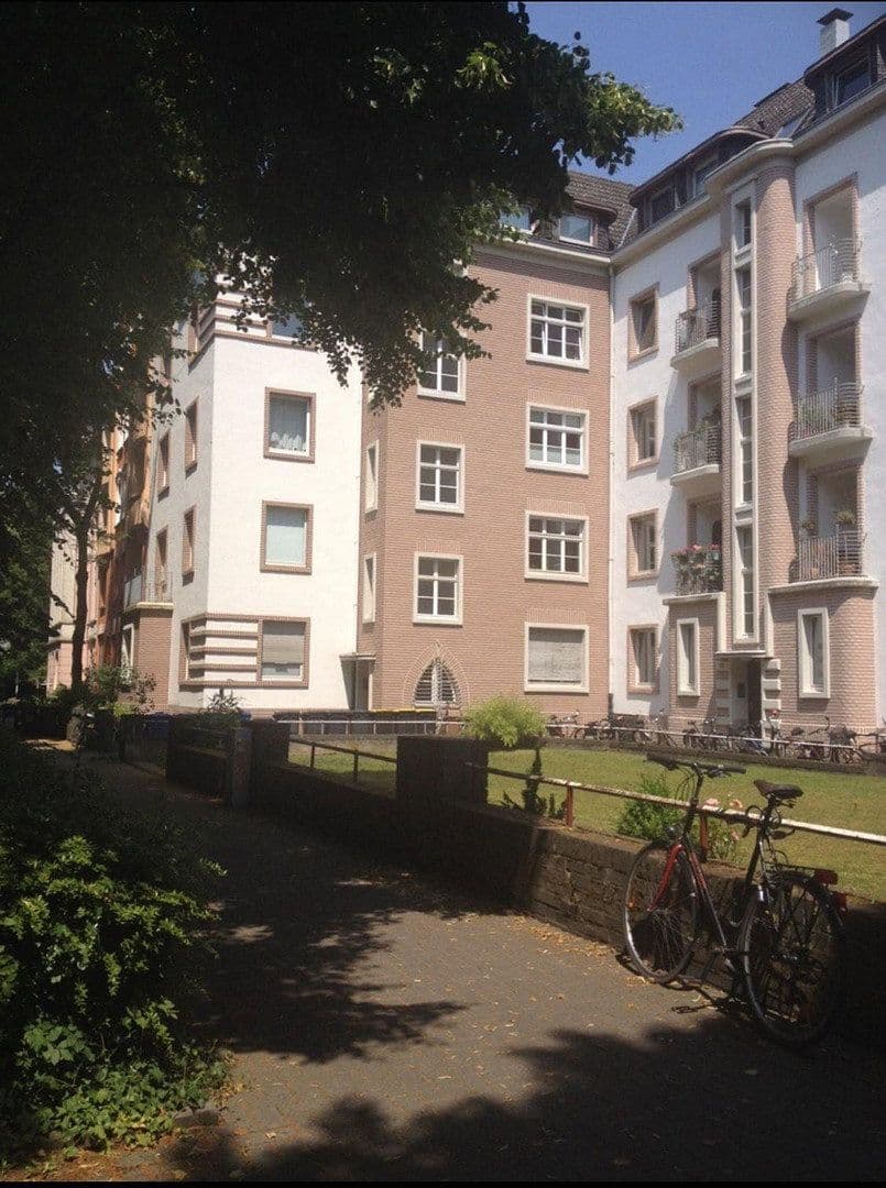 Prenájom bytu 2-izbový 70 m², Große Heimstraße 124, Dortmund, Severné Porýnie - Westfálsko Prenájom bytu 2-izbový 70 m², Große Heimstraße 124, Dortmund, Severné Porýnie - Westfálsko