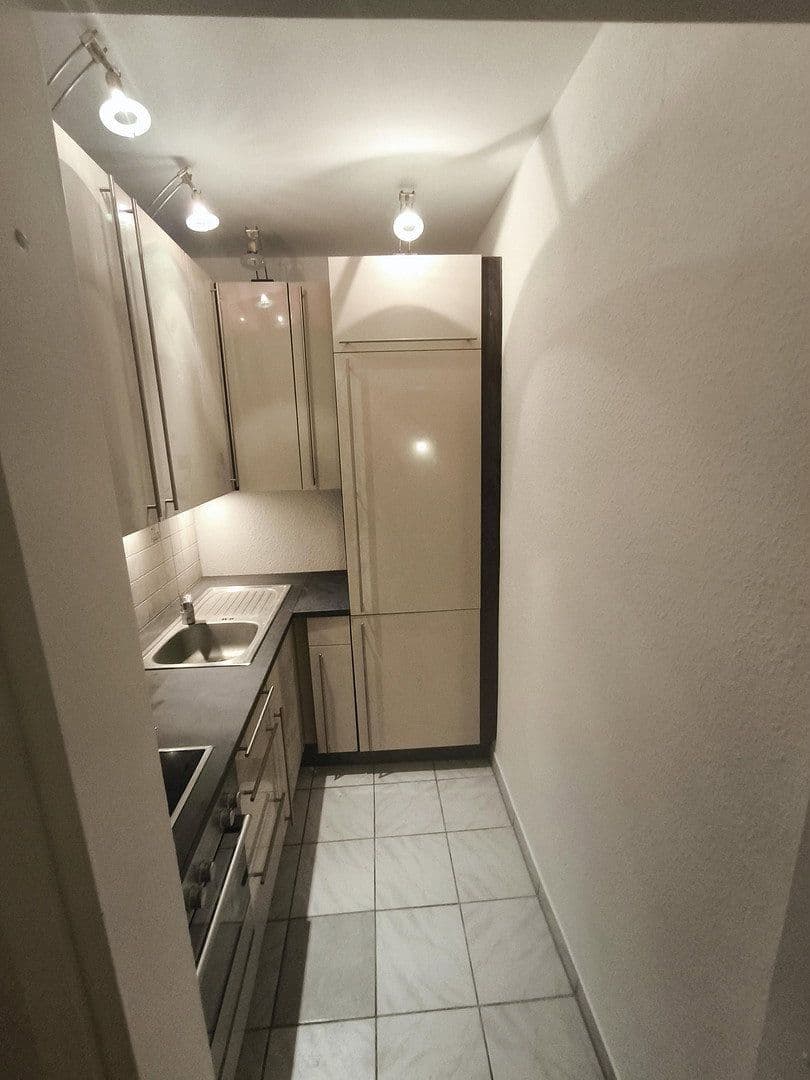 Prenájom bytu 2-izbový 45 m², Römerstraße 7, Hanau, Hesensko Prenájom bytu 2-izbový 45 m², Römerstraße 7, Hanau, Hesensko