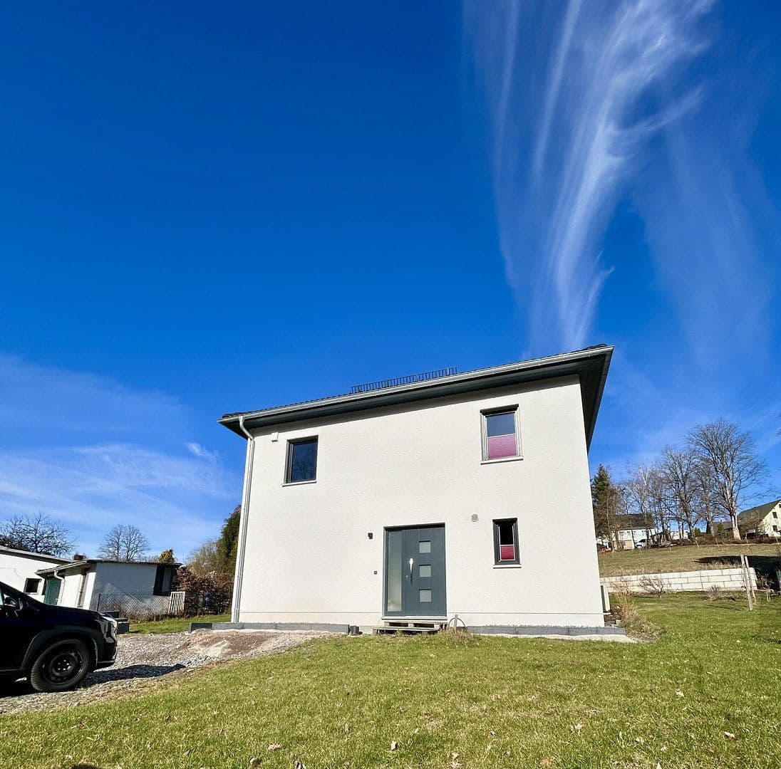 Predaj domu 120 m², pozemek 860 m², Gornau, Sasko Predaj domu 120 m², pozemek 860 m², Gornau, Sasko