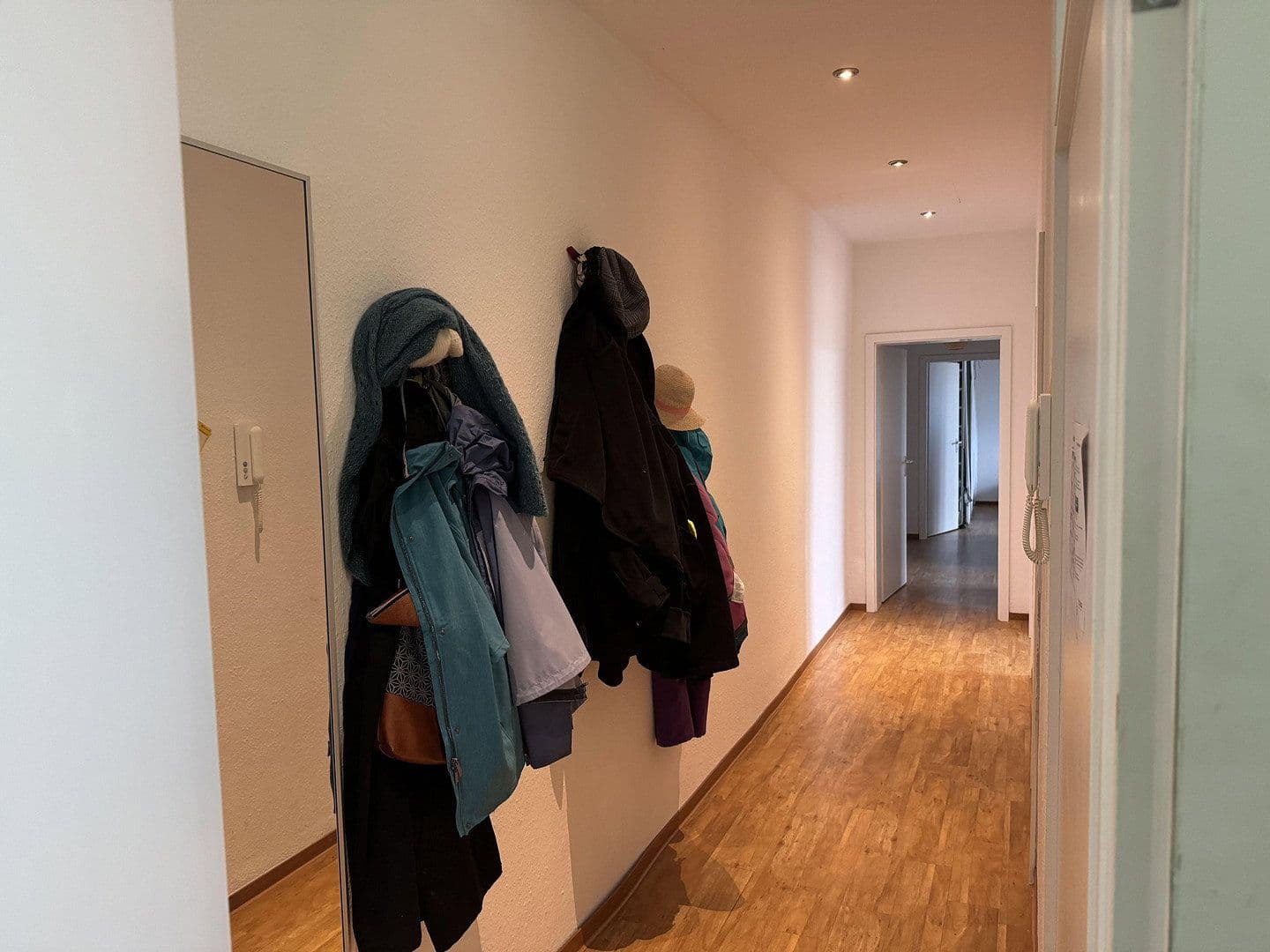 Prenájom bytu 4-izbový 119 m², Stephanienstr. 42 - 44, Karlsruhe, Bádensko-Wurttembersko Prenájom bytu 4-izbový 119 m², Stephanienstr. 42 - 44, Karlsruhe, Bádensko-Wurttembersko