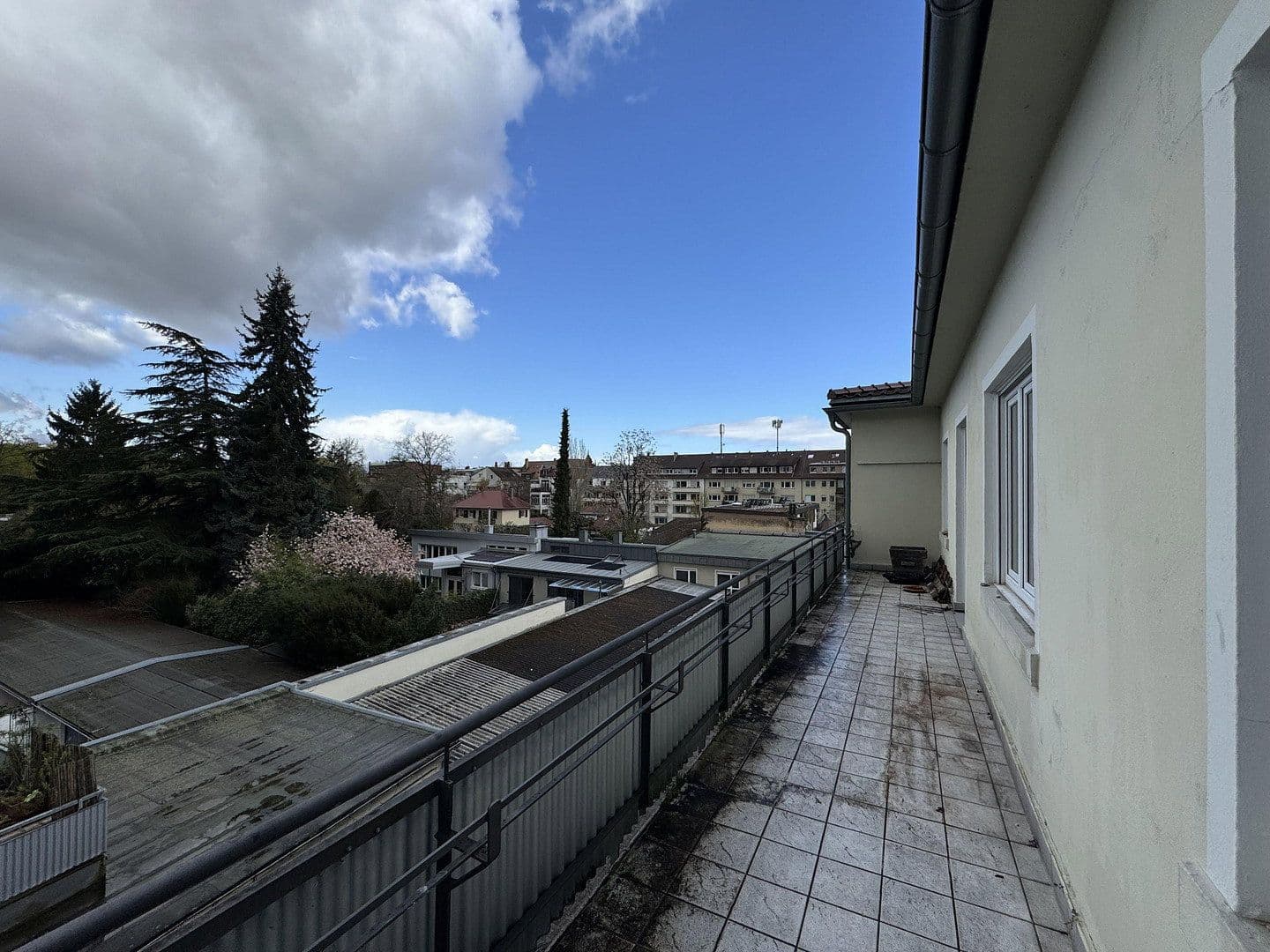 Prenájom bytu 4-izbový 119 m², Stephanienstr. 42 - 44, Karlsruhe, Bádensko-Wurttembersko Prenájom bytu 4-izbový 119 m², Stephanienstr. 42 - 44, Karlsruhe, Bádensko-Wurttembersko