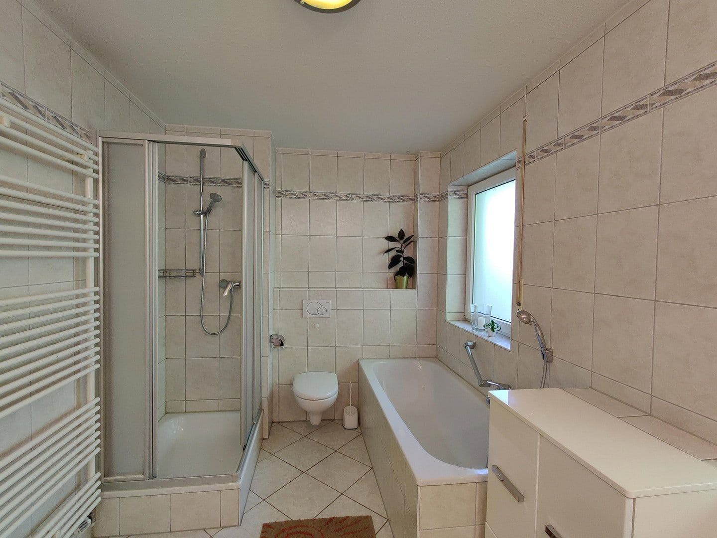 Predaj domu 153 m², pozemek 456 m², München, Bavorsko Predaj domu 153 m², pozemek 456 m², München, Bavorsko