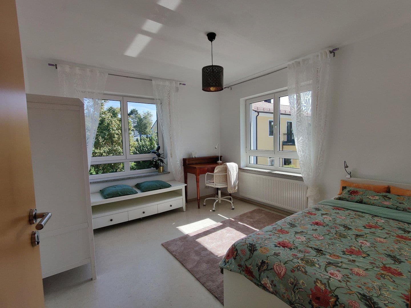 Predaj domu 153 m², pozemek 456 m², München, Bavorsko Predaj domu 153 m², pozemek 456 m², München, Bavorsko